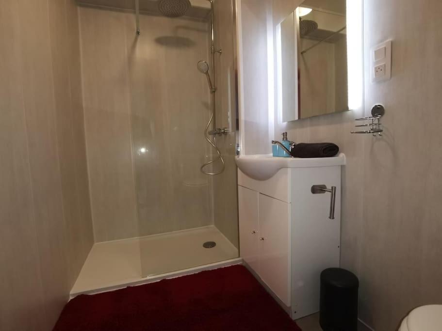 Apartmán N1 F2 40M2 Avec Petit Jardin Hérouville-Saint-Clair Exteriér fotografie
