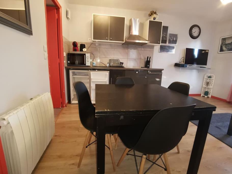 Apartmán N1 F2 40M2 Avec Petit Jardin Hérouville-Saint-Clair Exteriér fotografie